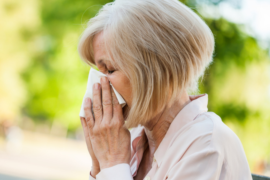 Аллергия у пожилого человека. Причины возникновения, виды, симптомы