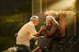 Инновационные методы ухода за пожилыми людьми с деменцией